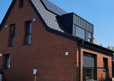 Umbau eines Einfamilienhauses und Ausbau einer Gaube