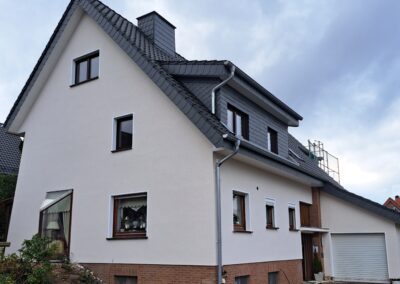 Erweiterung eines Zweifamilienhauses